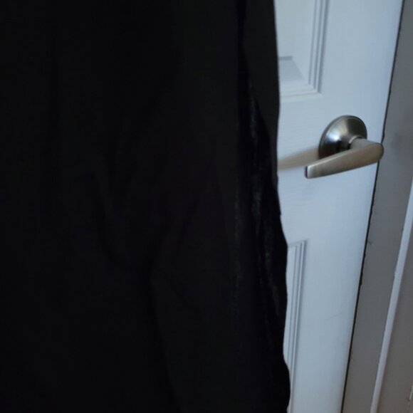 Black linen midi dress with slit - Picture 7 of 12